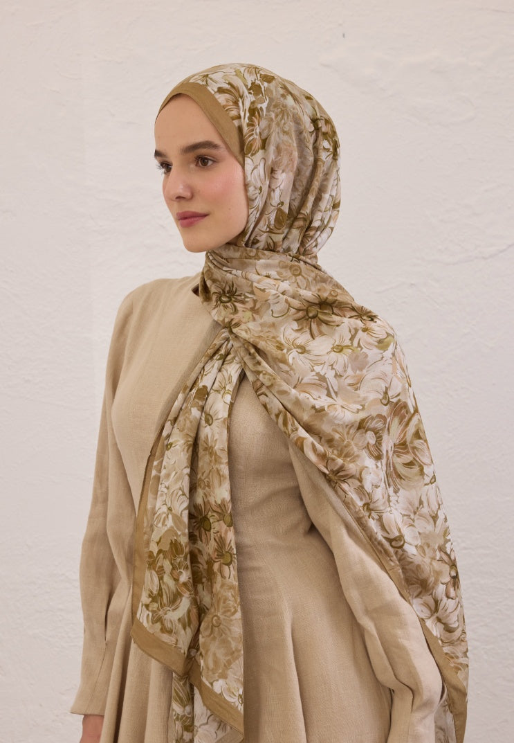 SUMMER BLOOM PATTERN RAMI HIJAB MINK