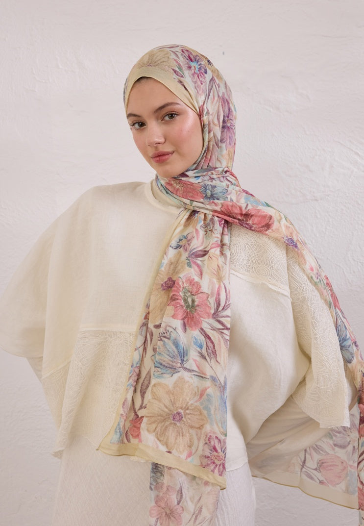 VINTAGE GARDEN PATTERN RAMI HIJAB BUTTER