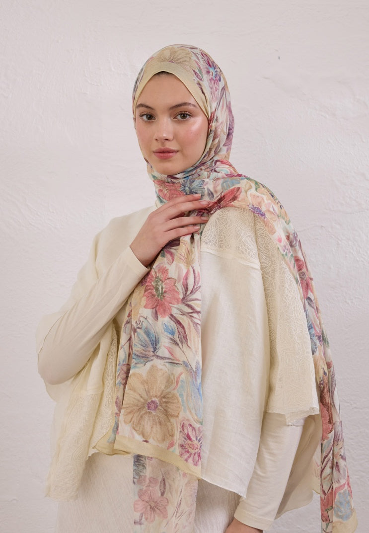 VINTAGE GARDEN PATTERN RAMI HIJAB BUTTER