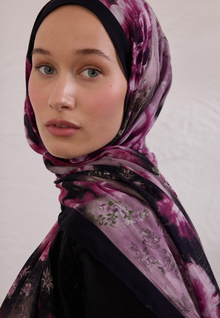 VINTAGE ROSE PATTERNED RAMI HIJAB DAMSON