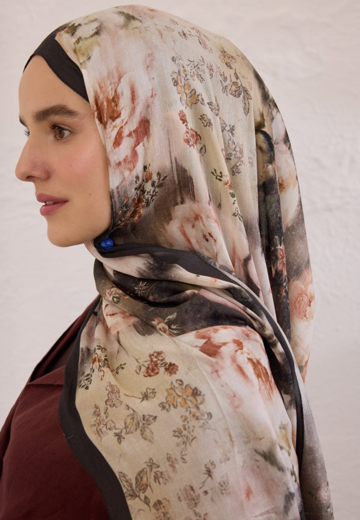 VINTAGE ROSE PATTERN RAMI HIJAB BLACK