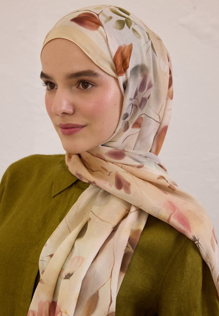 SWEET WILLIAM PATTERNED RAMI HIJAB BEIGE
