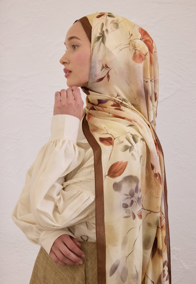 SWEET WILLIAM PATTERN RAMI HIJAB BROWN