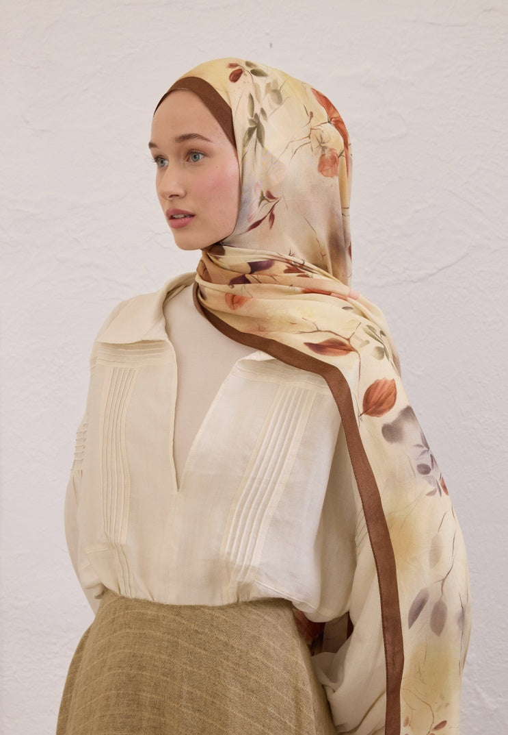 SWEET WILLIAM PATTERN RAMI HIJAB BROWN