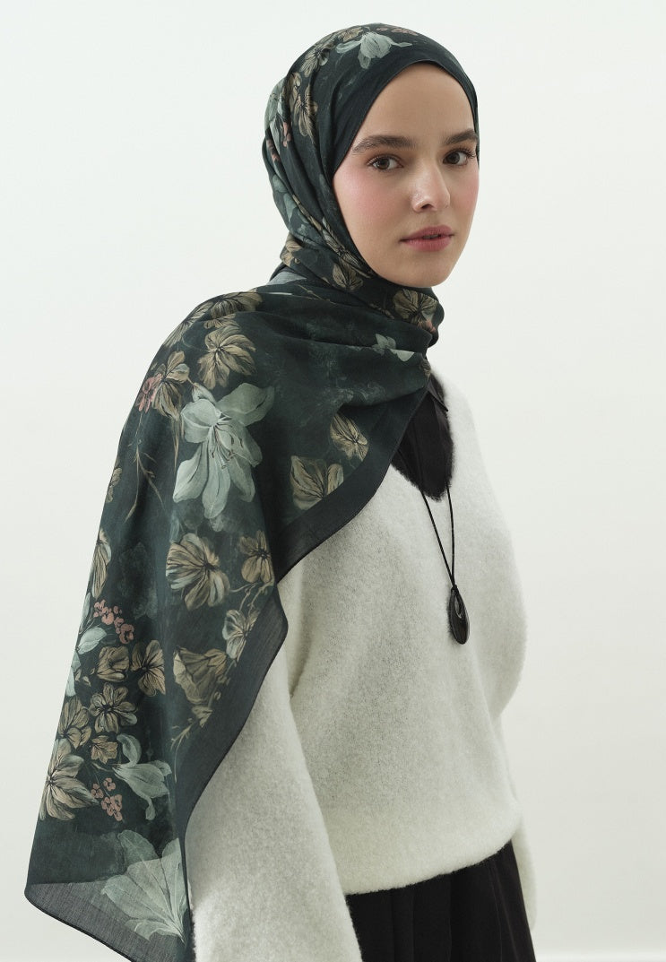 FALL BREEZE PATTERNED COTTON VISCOSE HIJAB DEEP GREEN