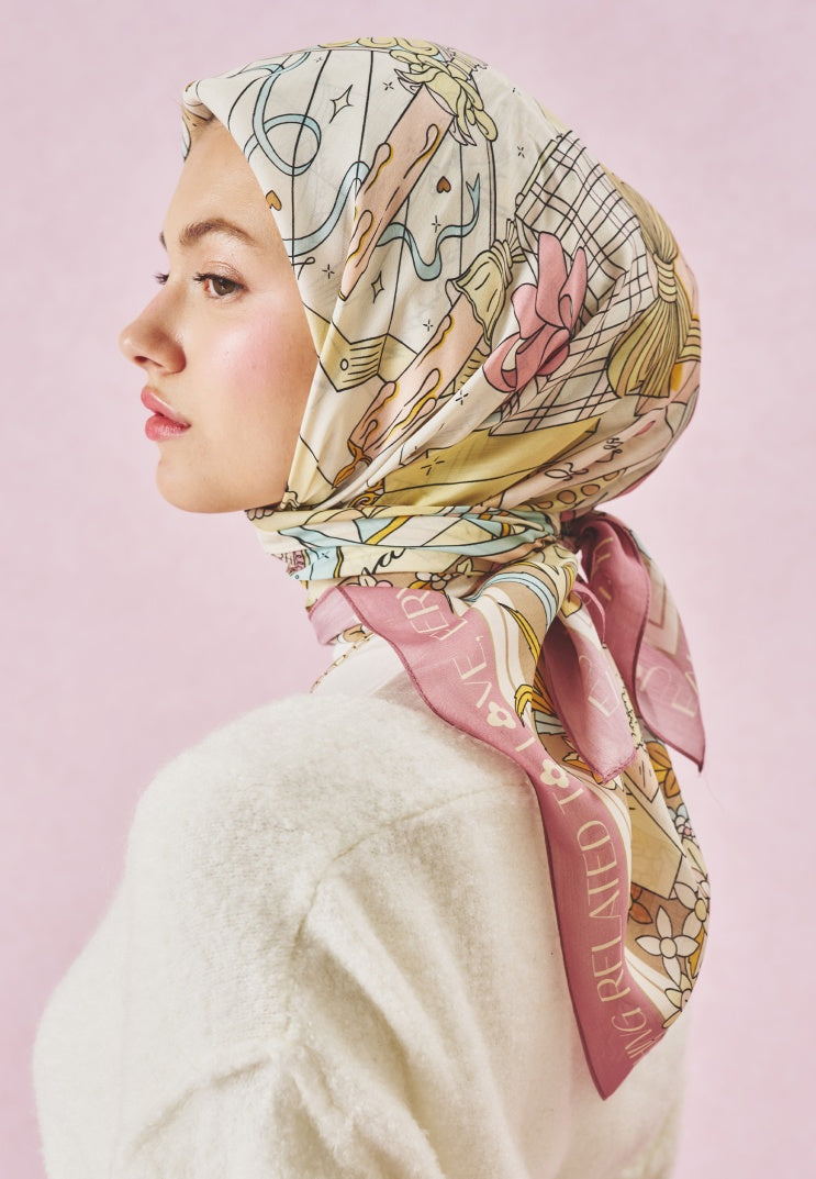 A CINDERELLA’S DREAM PATTERNED FLOSS VISCOSE SCARF PINK DREAM