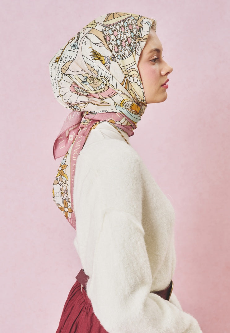 A CINDERELLA’S DREAM PATTERNED FLOSS VISCOSE SCARF PINK DREAM