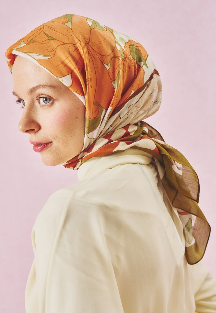 TALES OF LOVE PATTERNED FLOSS VISCOSE SCARF RAYS OF SUNSHINE