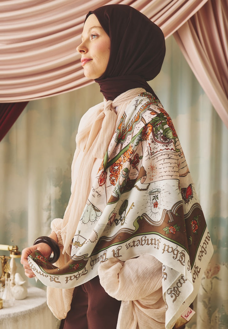 BEAUTY AND THE BEAST PATTERNED FLOSS VISCOSE SCARF CLAY BROWN