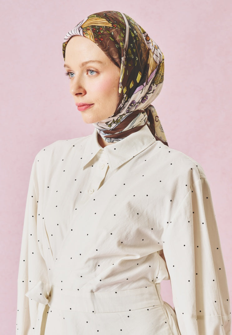 ENCHANTED MELODY PATTERNED FLOSS VISCOSE SCARF COFFEE CREAM