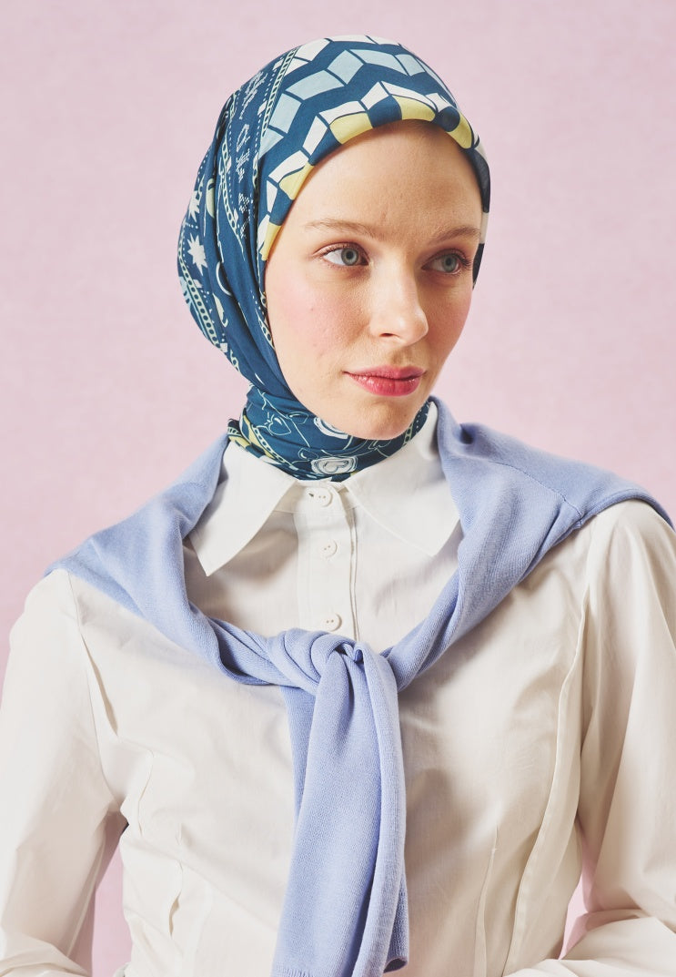 LITTLE LOVE DREAM PATTERNED FLOSS VISCOSE SCARF OCEAN BLUE