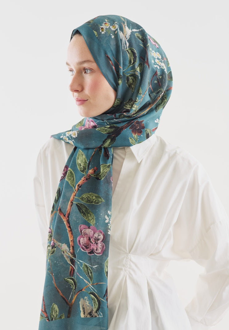 FLOWER RAIN PATTERNED COTTON VISCOSE HIJAB OCEAN