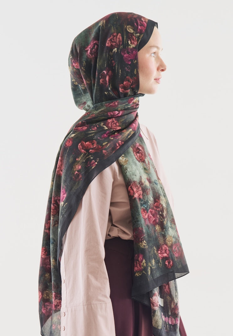 EVELYNE PATTERNED COTTON VISCOSE HIJAB DARK GREEN