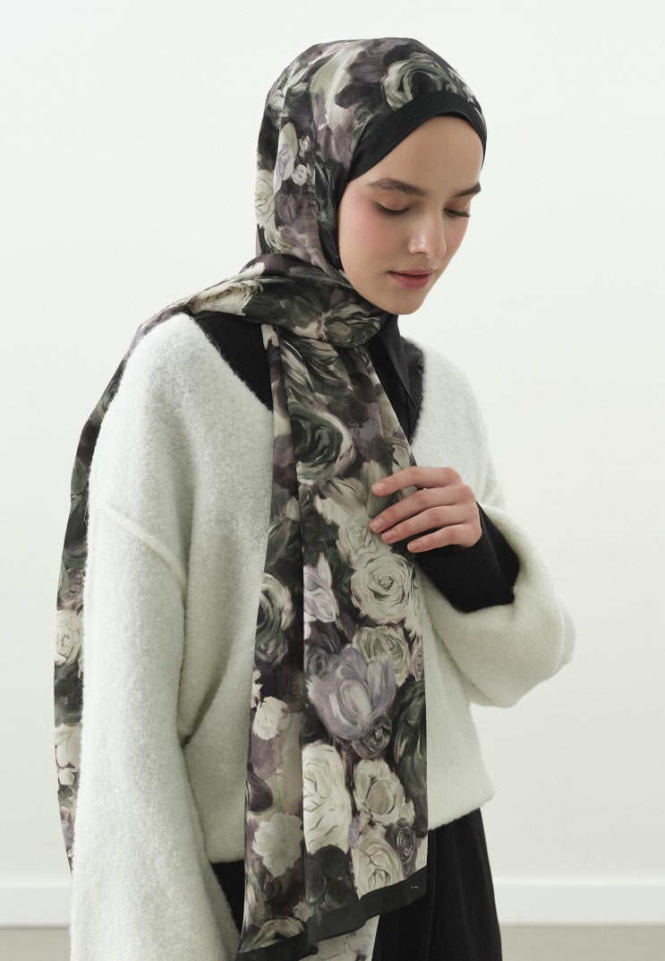 ROSE BREEZE PATTERNED COTTON VISCOSE HIJAB DEEP GREEN