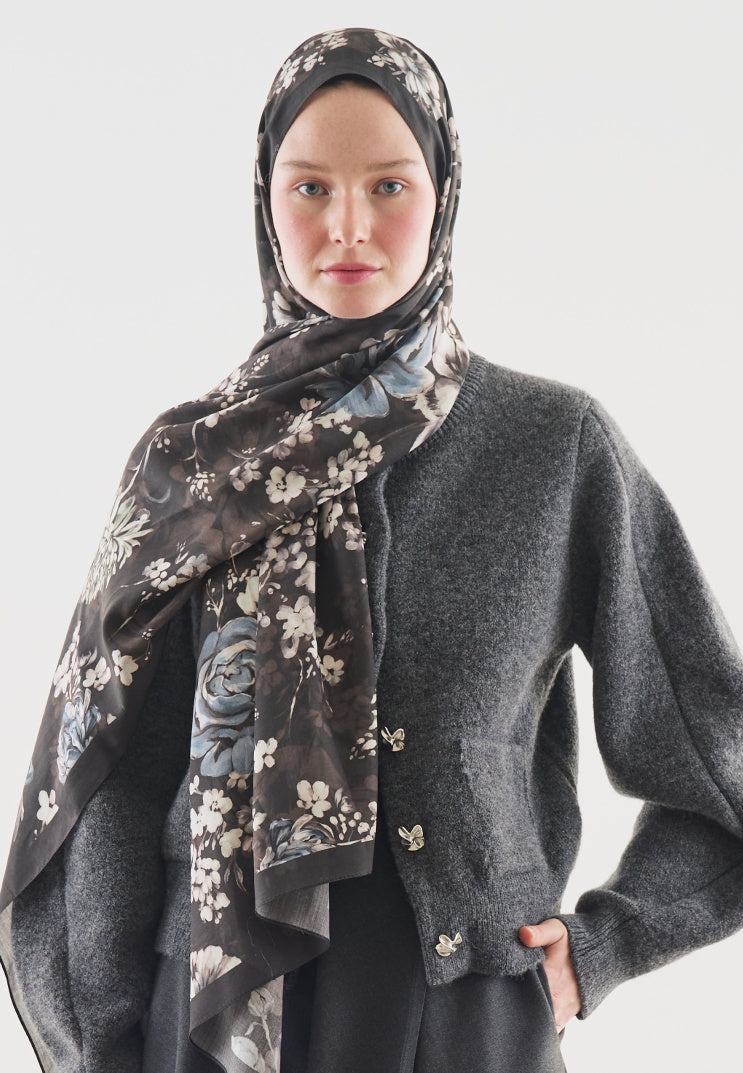 MIDNIGHT ROSE PATTERNED COTTON VISCOSE HIJAB BROWN