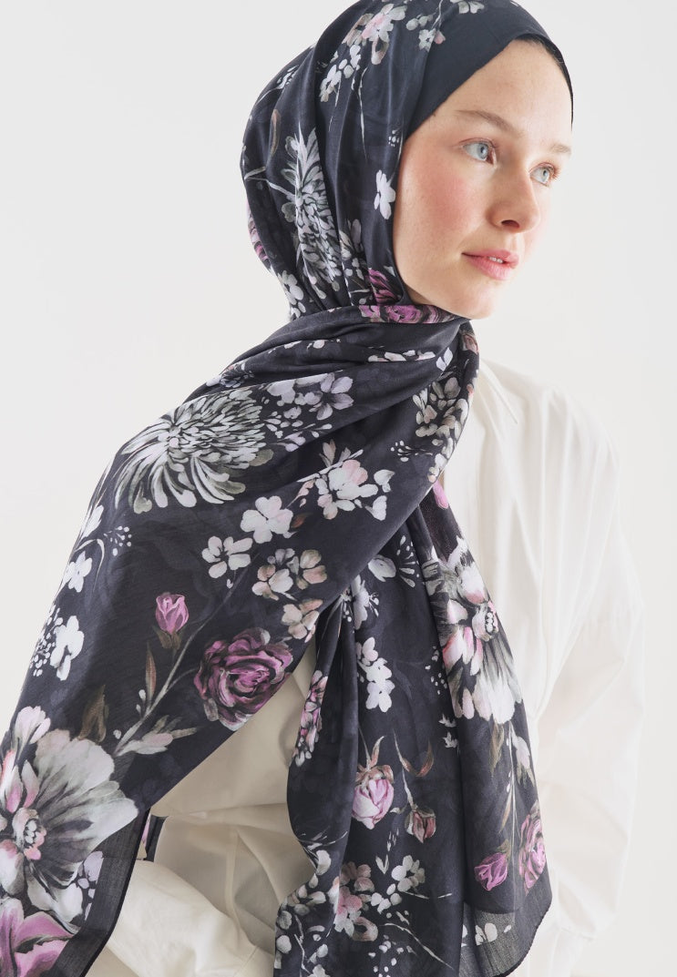 MIDNIGHT ROSE PATTERNED COTTON VISCOSE HIJAB MIDNIGHT BLUE