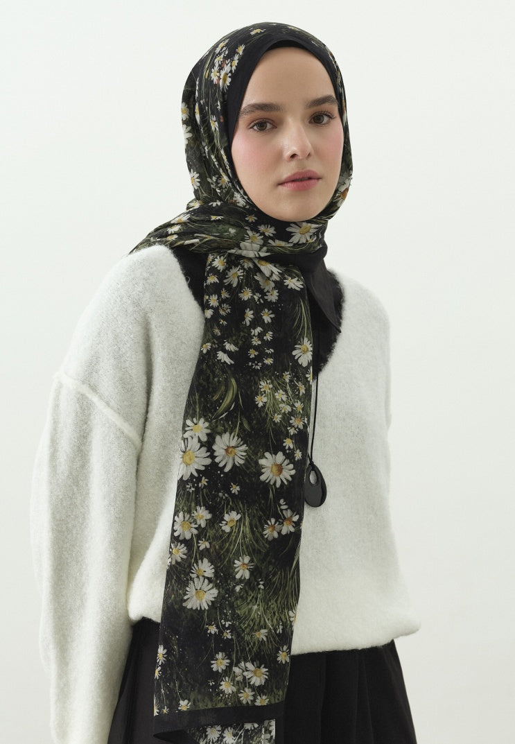 TINY DAISY PATTERNED COTTON VISCOSE HIJAB BLACK
