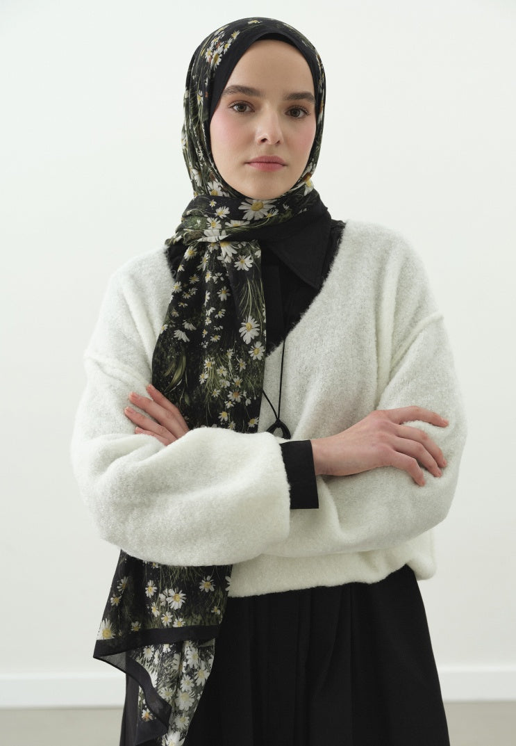 TINY DAISY PATTERNED COTTON VISCOSE HIJAB BLACK
