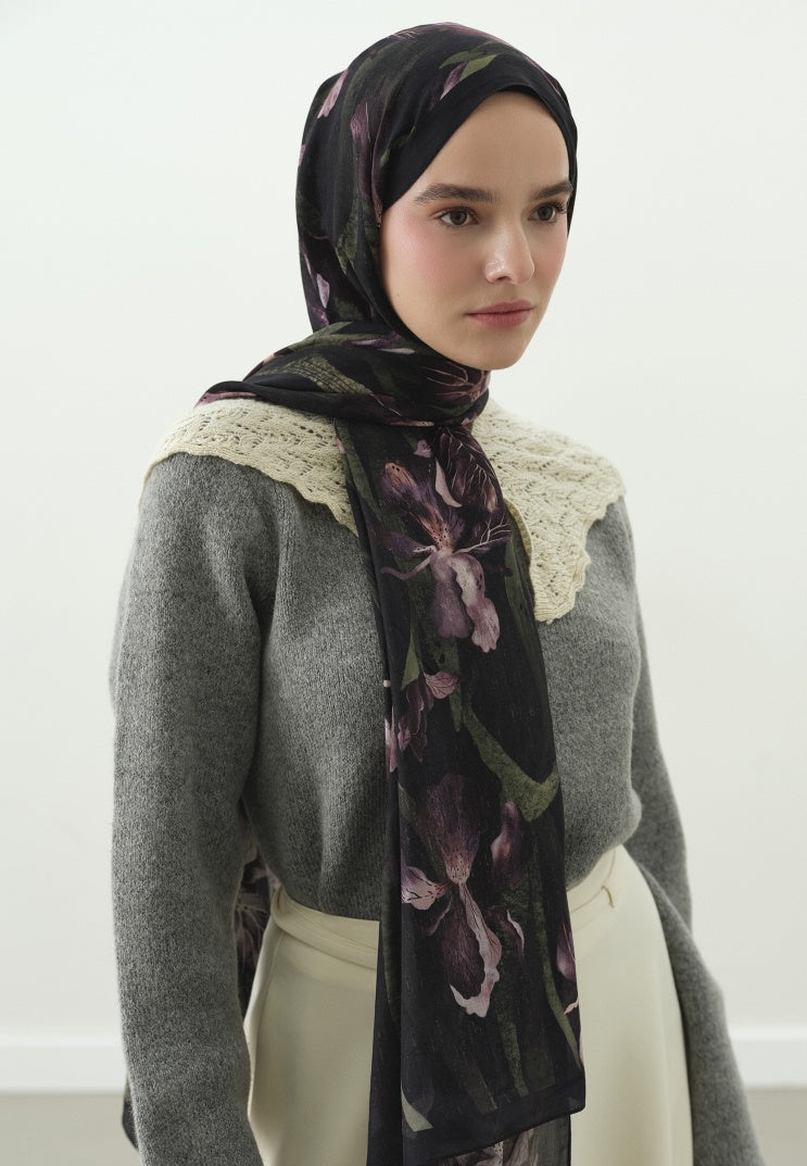 ZELINDA PATTERNED COTTON VISCOSE HIJAB PLUM