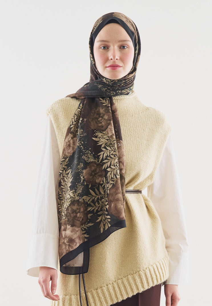 SOFT HIBISCUS PATTERNED COTTON VISCOSE HIJAB BLACK