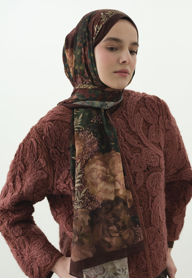 SOFT HIBISCUS PATTERNED COTTON VISCOSE HIJAB BURGUNDY