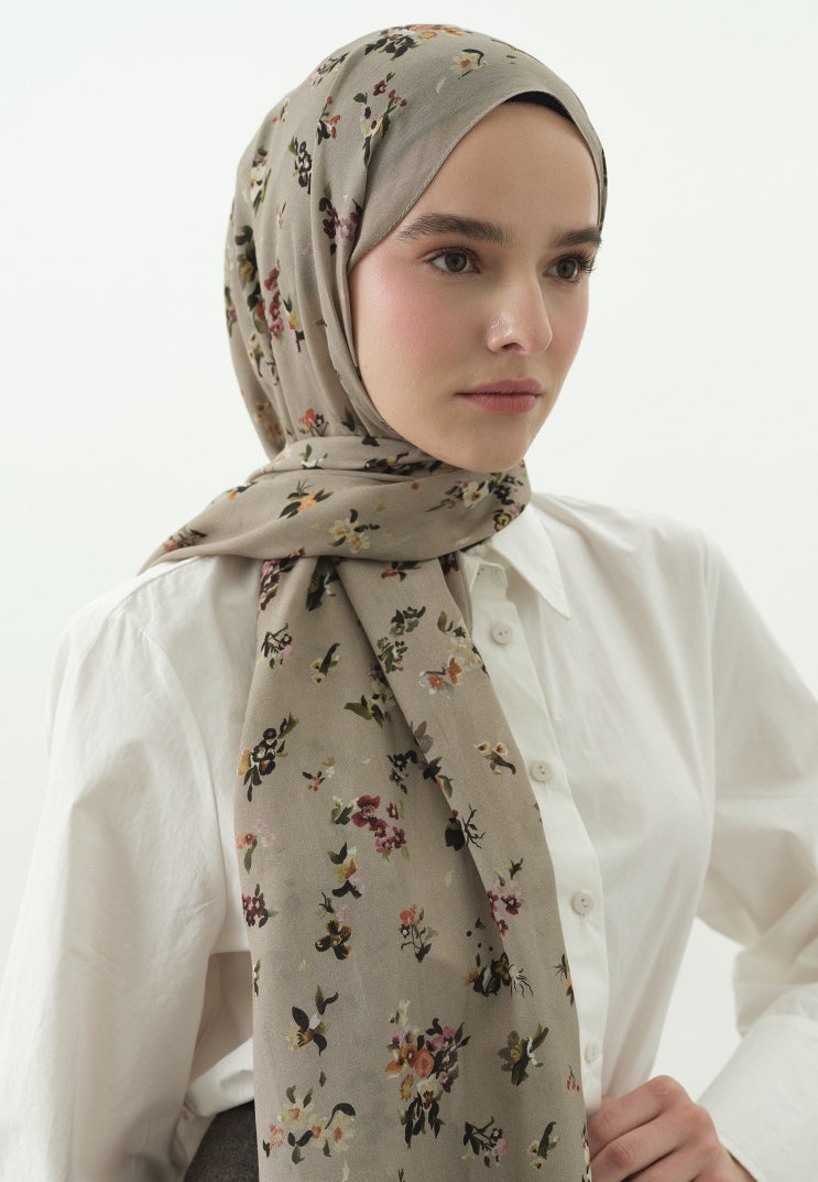 TINY BLOOMS PATTERNED COTTON VISCOSE HIJAB MINK