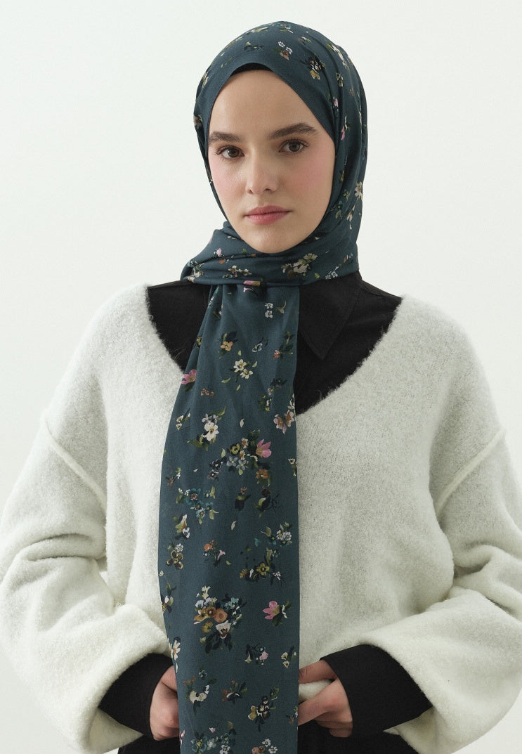 TINY BLOOMS PATTERNED COTTON VISCOSE HIJAB DENIM BLUE