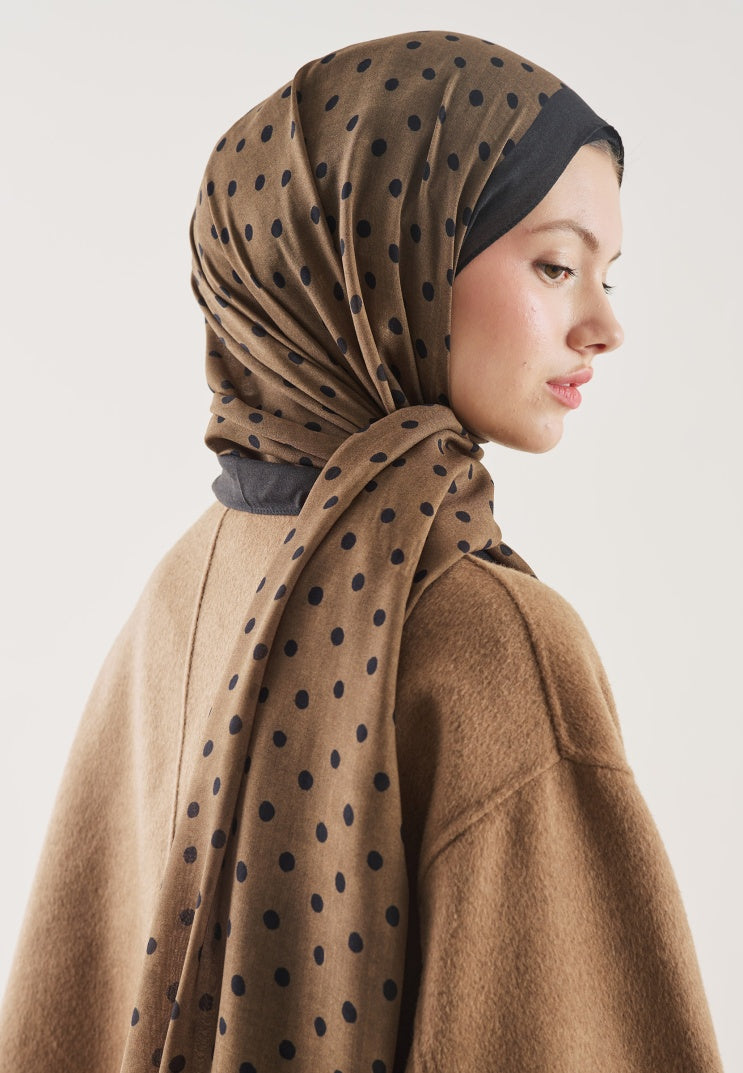 SMALL POLKA DOTS PATTERN RAMI HIJAB BROWN