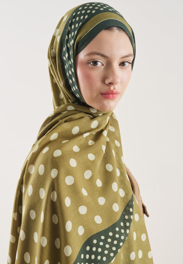 POLKA DOTS PATTERN RAMI HIJAB OLIVE GREEN