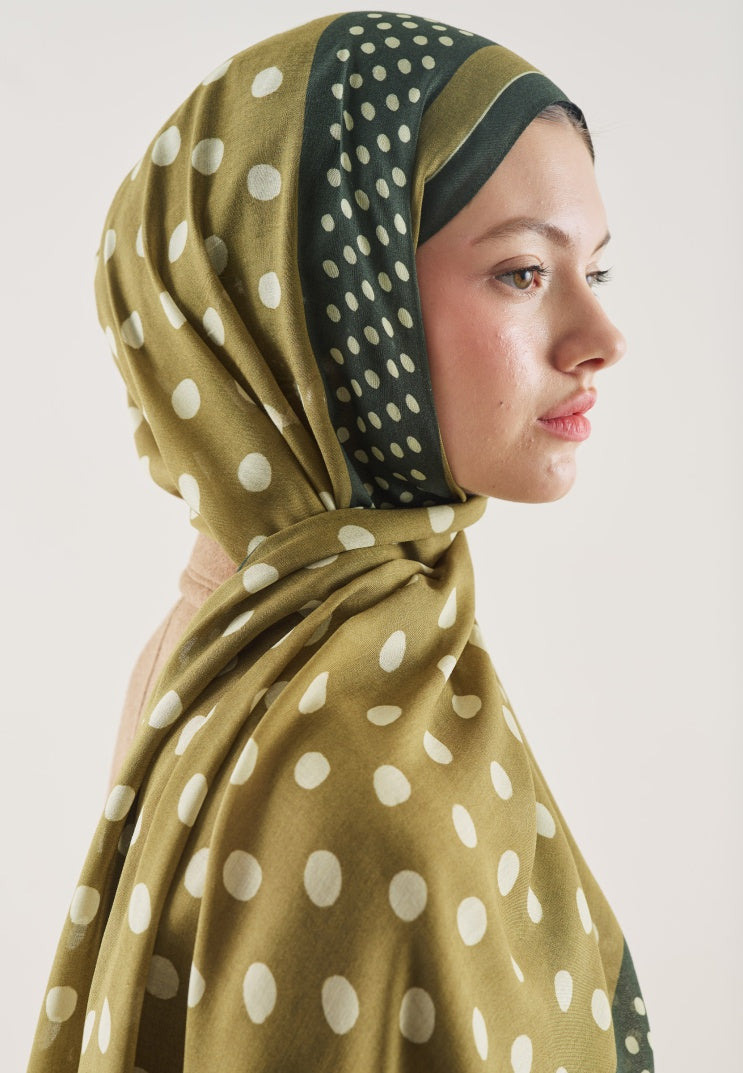 POLKA DOTS PATTERN RAMI HIJAB OLIVE GREEN