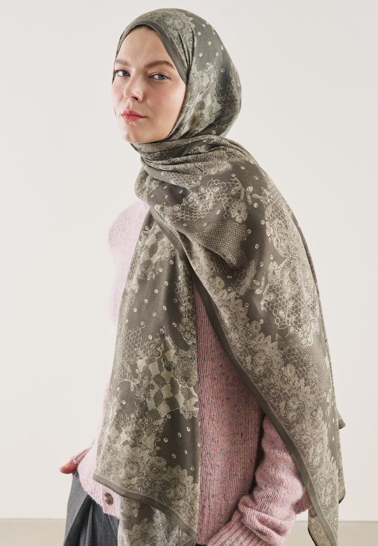 FLORAL LACE PATTERN RAMI HIJAB SOFT KHAKI