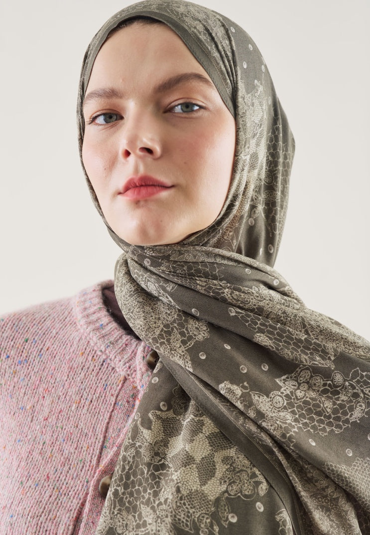 FLORAL LACE PATTERN RAMI HIJAB SOFT KHAKI