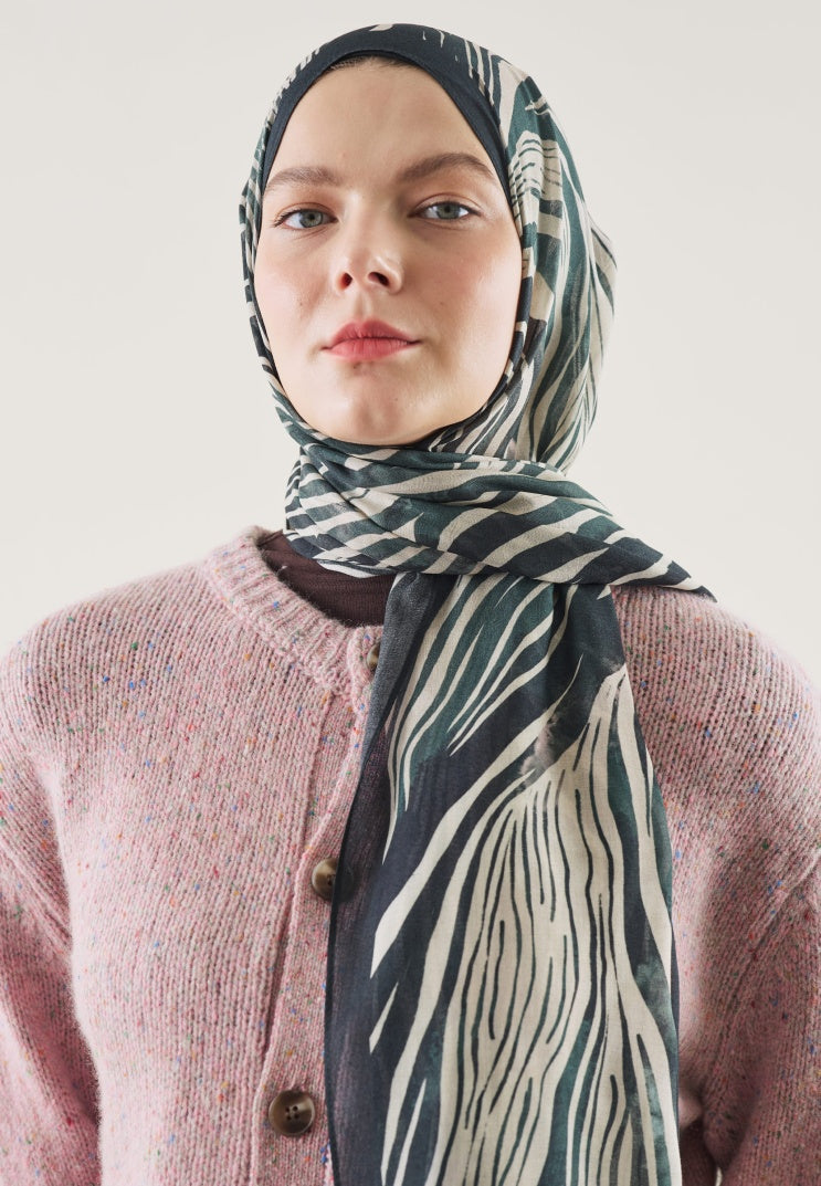 WILD ZEBRA PATTERN RAMI HIJAB DEEP GREEN
