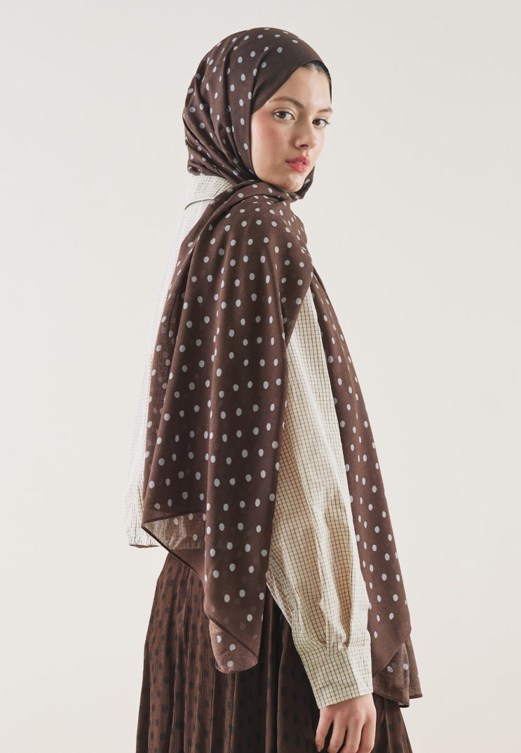 SMALL POLKA DOTS PATTERN RAMI HIJAB BITTER COFFEE