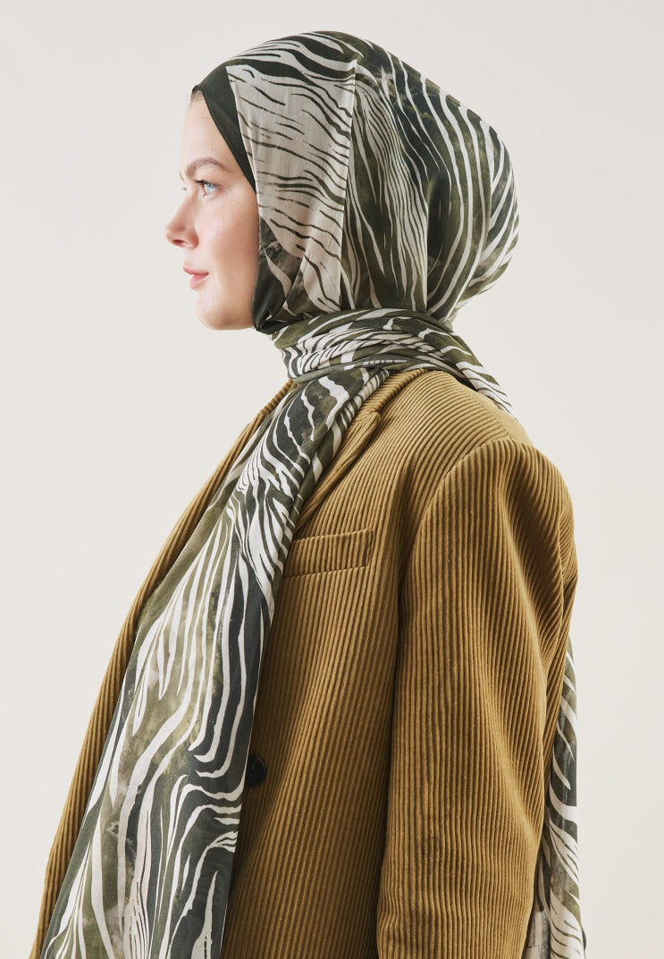 WILD ZEBRA PATTERN RAMI HIJAB KHAKI
