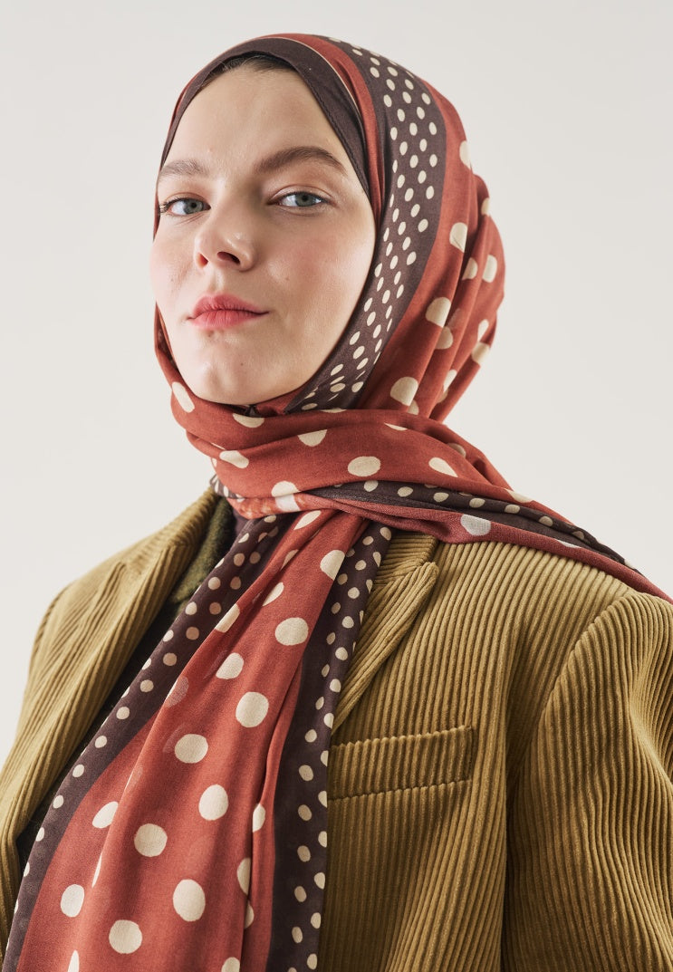 POLKA DOTS PATTERN RAMI HIJAB BRICK