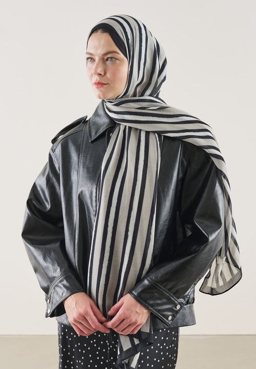 BLOCK STRIPE PATTERN RAMI HIJAB BLACK