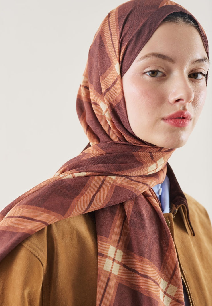 PLAID PATTERN RAMI HIJAB BRICK