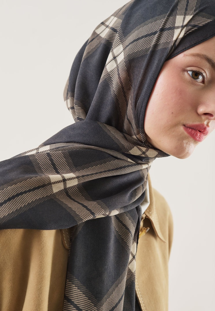 PLAID PATTERN RAMI HIJAB MINK