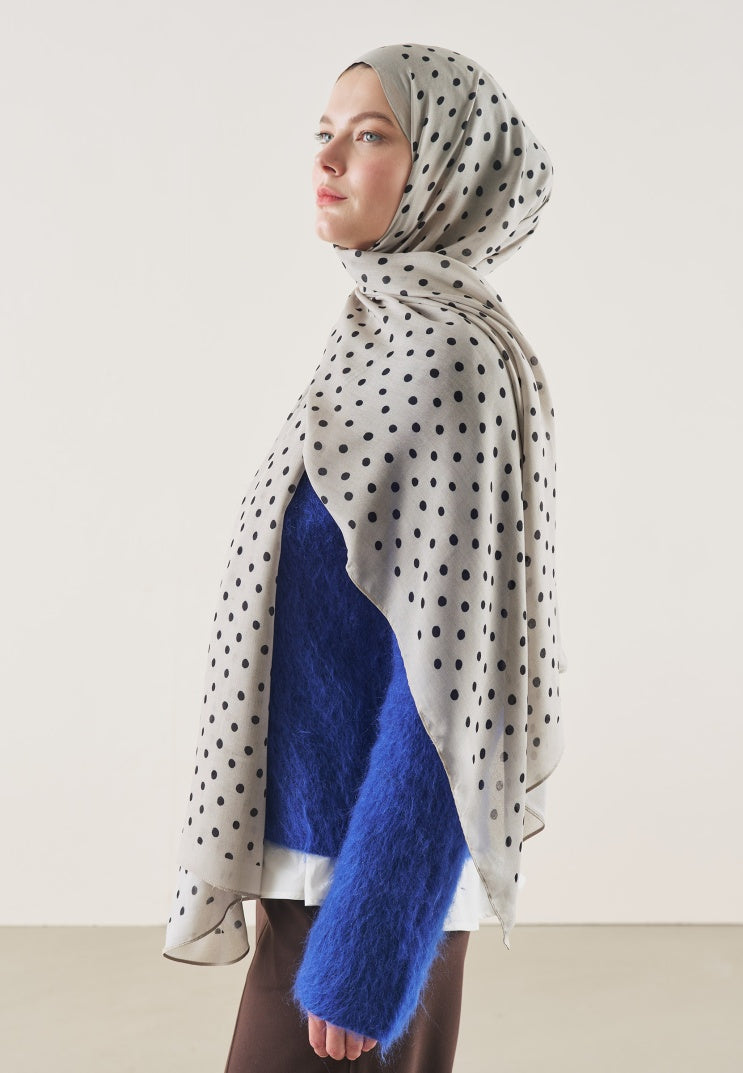 SMALL POLKA DOTS PATTERN RAMI HIJAB STONE
