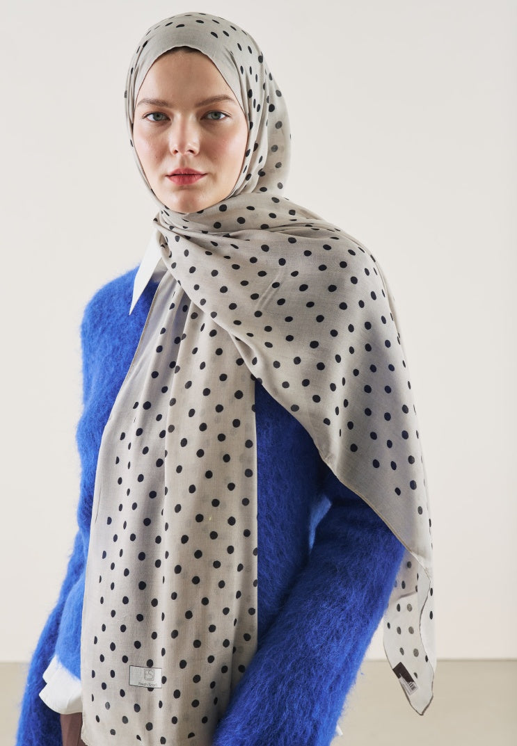SMALL POLKA DOTS PATTERN RAMI HIJAB STONE