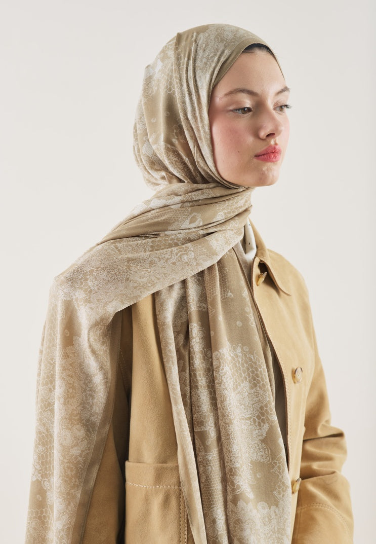 FLORAL LACE PATTERN RAMI HIJAB NUDE