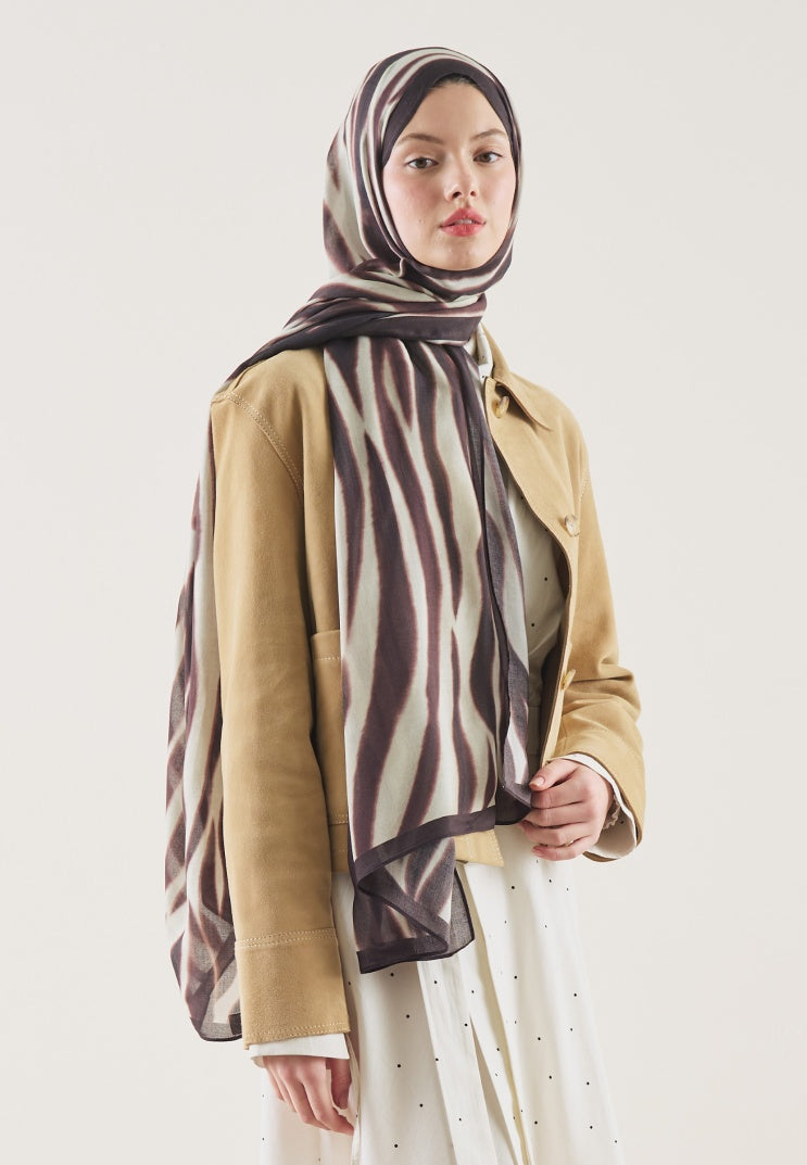 ZEBRA PATTERN RAMI HIJAB BURGUNDY