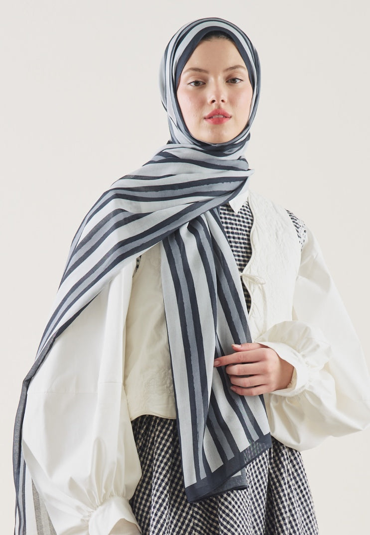 BLOCK STRIPE PATTERN RAMI HIJAB NAVY