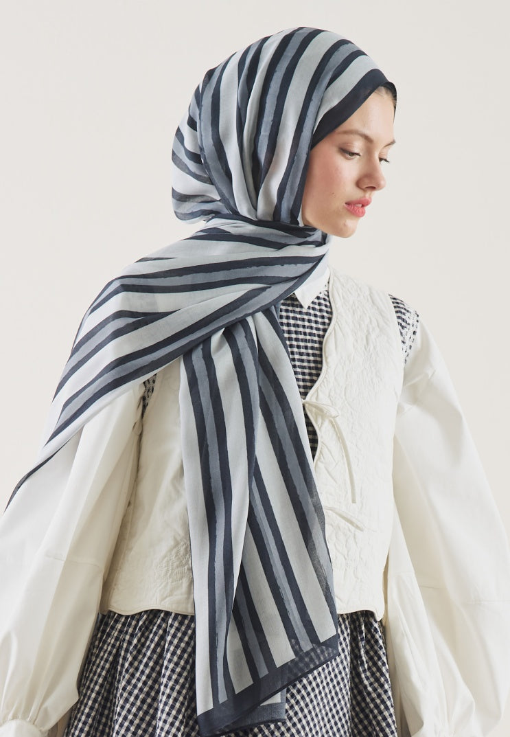 BLOCK STRIPE PATTERN RAMI HIJAB NAVY
