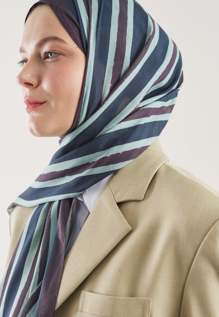 BLOCK STRIPE PATTERN RAMI HIJAB BURGUNDY