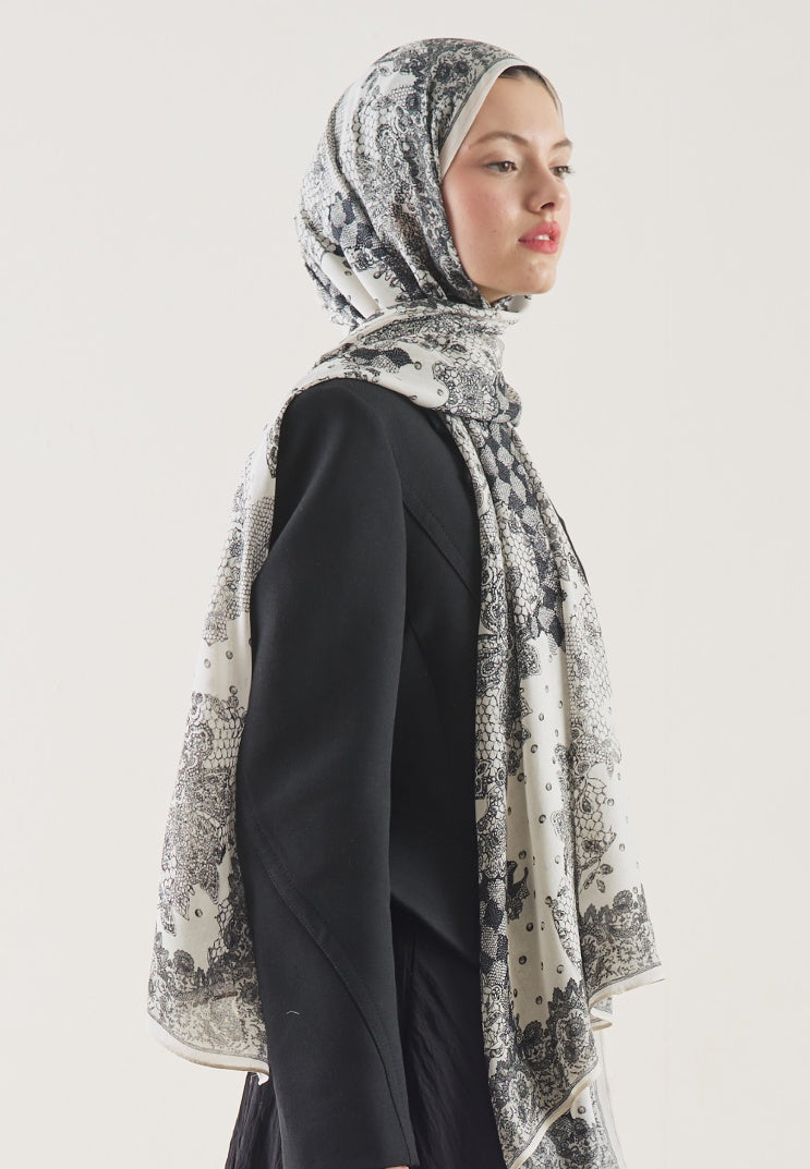 FLORAL LACE PATTERN RAMI HIJAB ECRU